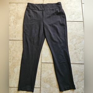 Express Women's Black Stretch Semi Cropped Pants Size Large New Without Tags